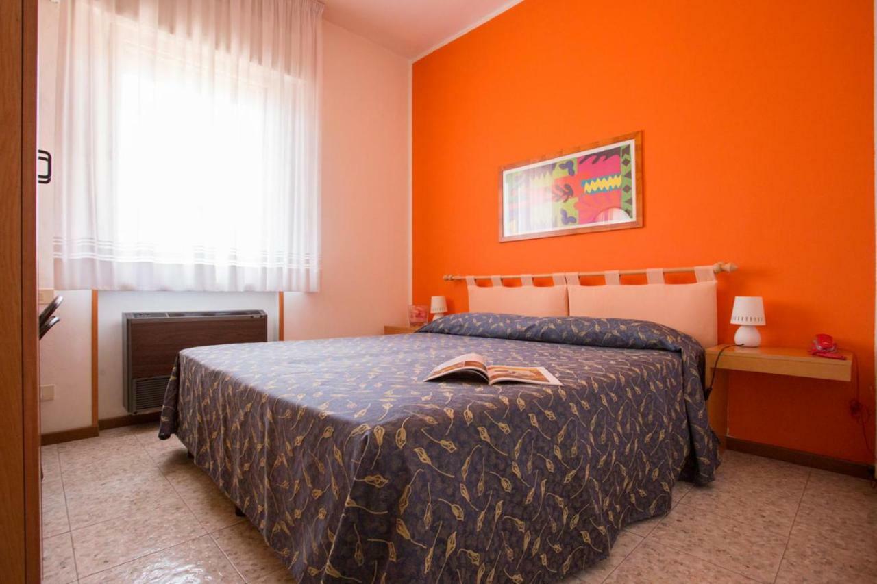Hotel Benacus Bardolino Ngoại thất bức ảnh